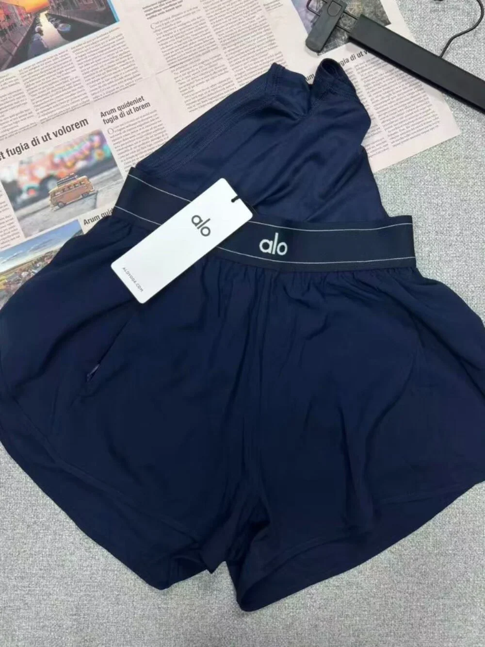 Brand new Alo Yoga🛶Match Point Short Navy Blue